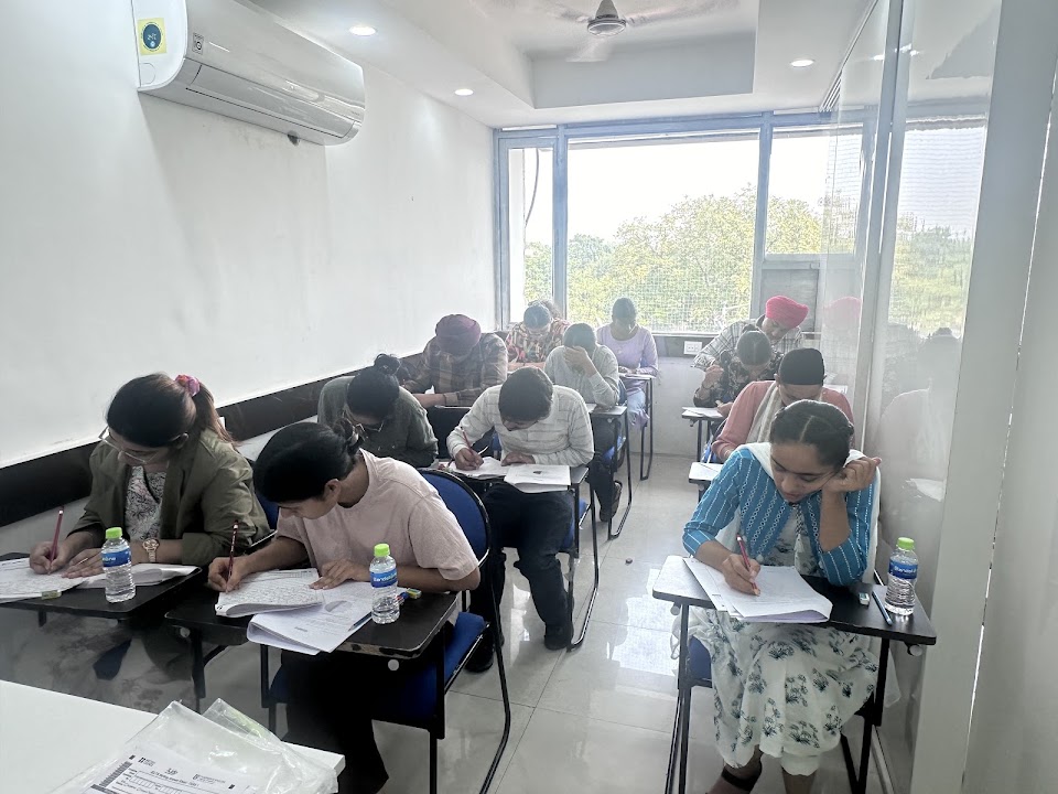 Abroad Gateway: Study Visa and Tourist Visa Consultant in Chandigarh photo 3