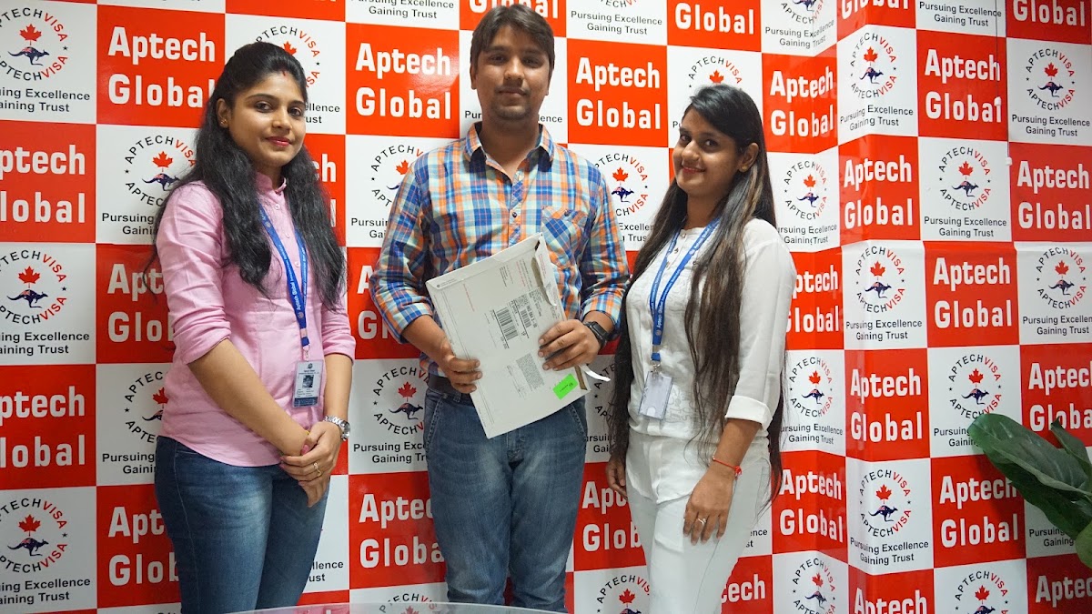 Aptech Study Abroad photo 3