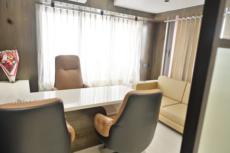 Atlas India photo 2