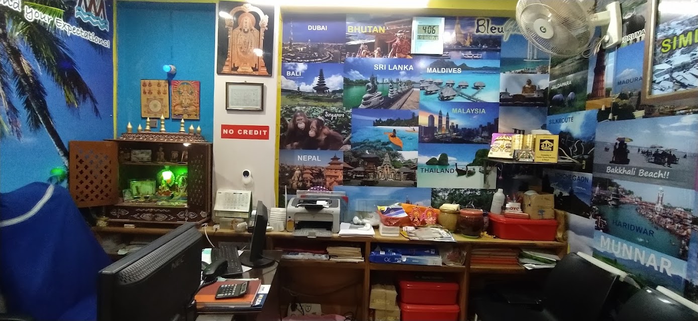 Bleu Glacio Trip office