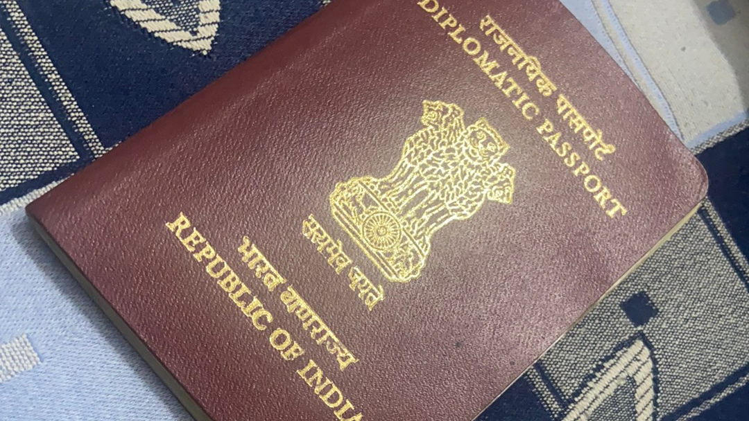 Canary passport services photo 2