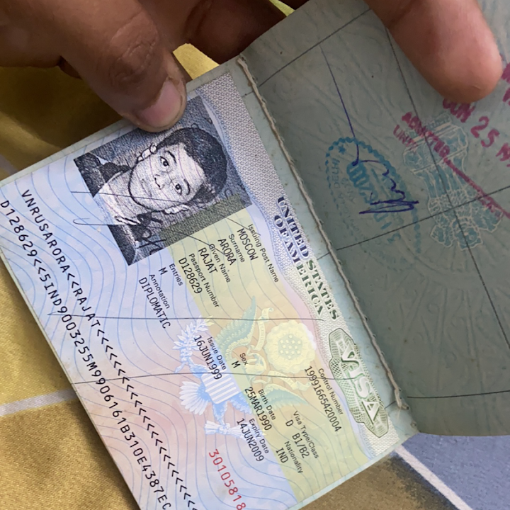 Canary passport services photo 3