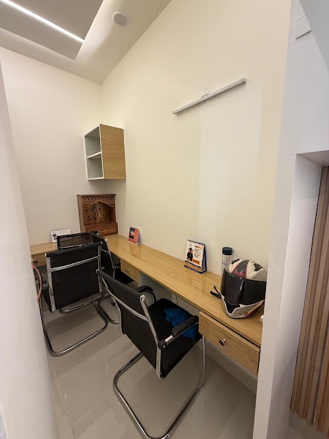 College Partner office