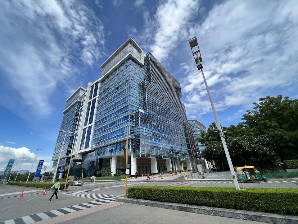 DLF CyberHub (Gurugram, Haryana) photo 3