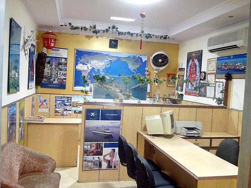 DUNYA TRAVEL SERVICES - VISA / AIR TICKETING AGENTS office