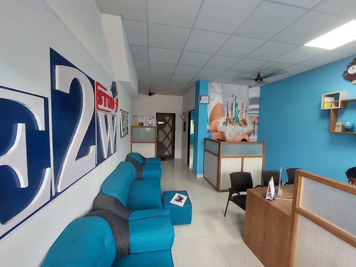 E2W STUDY office