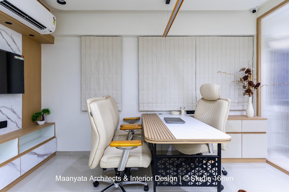 Eminent Overseas Education Consultancy office