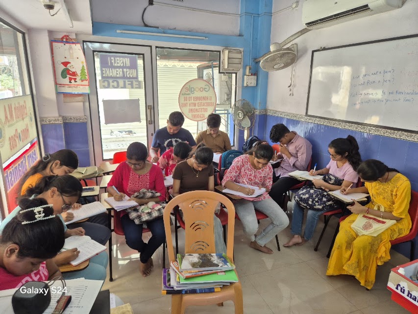 English and foreign language Coaching Centre office