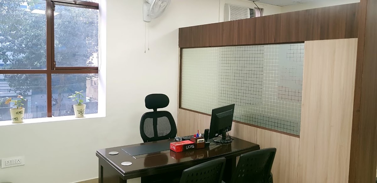 Everest Education Services office