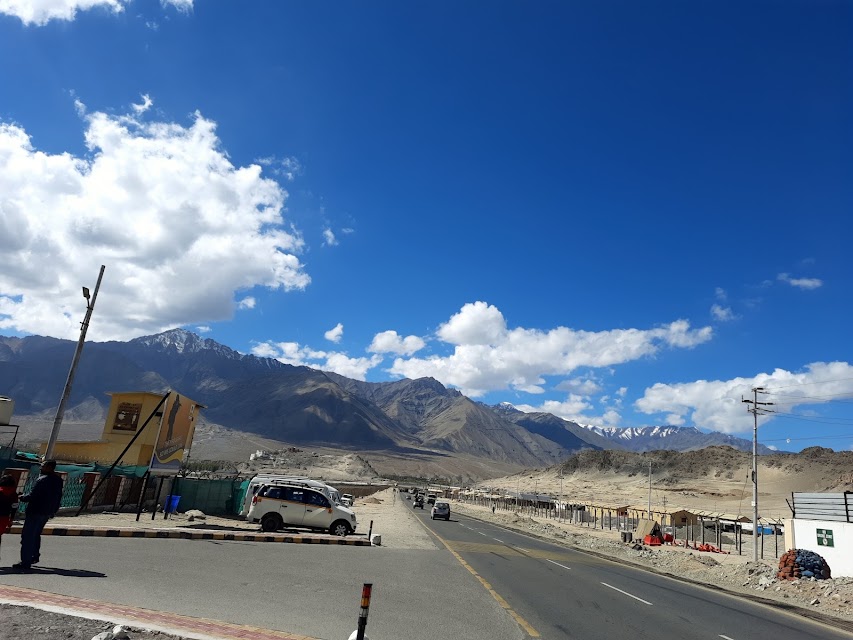 Expedition Travels And Leisure office