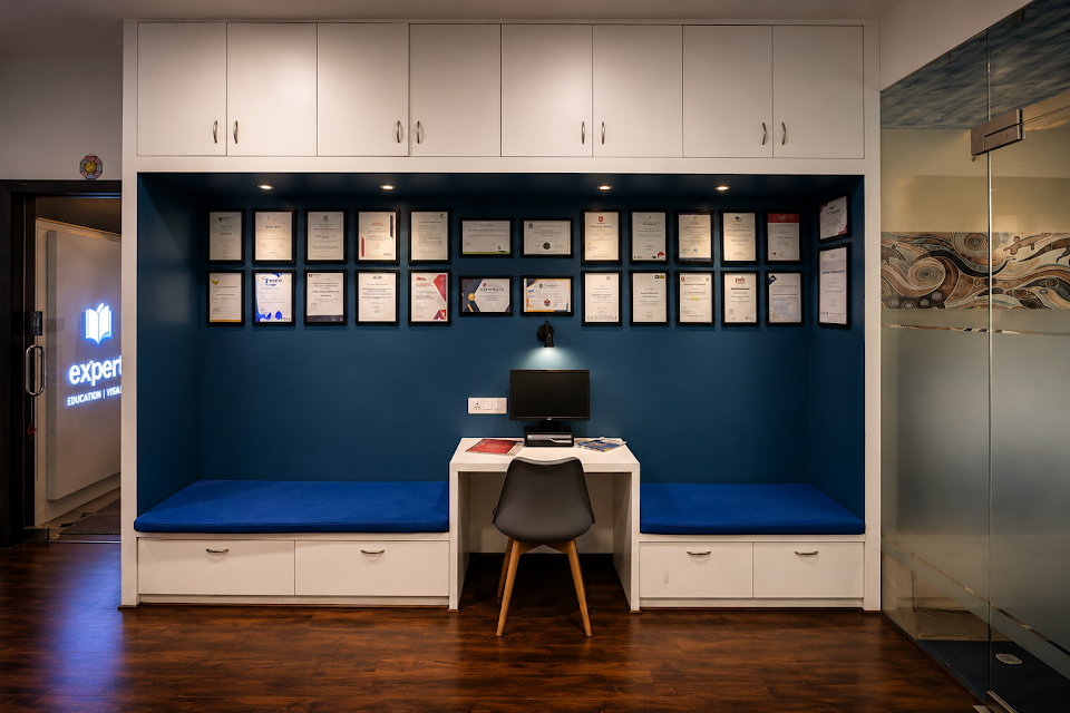 Expert Education and Visa Services photo 3