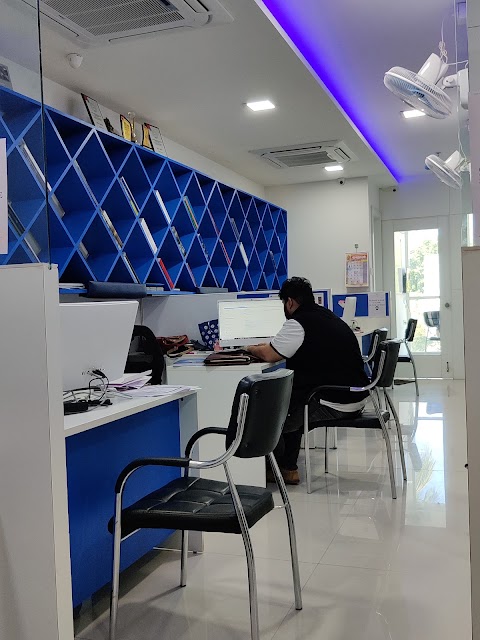 Global Reach - Pune (FC Road) office