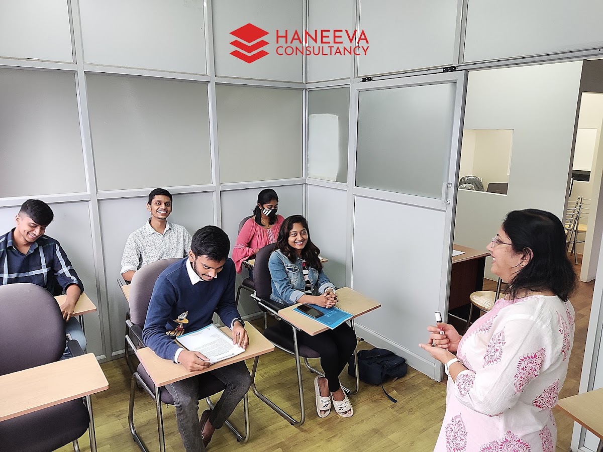 Haneeva Overseas Education - Career Counselling | STUDY ABROAD CONSULTANTS | IELTS/PTE/OET Coaching | Indian Admissions photo 3