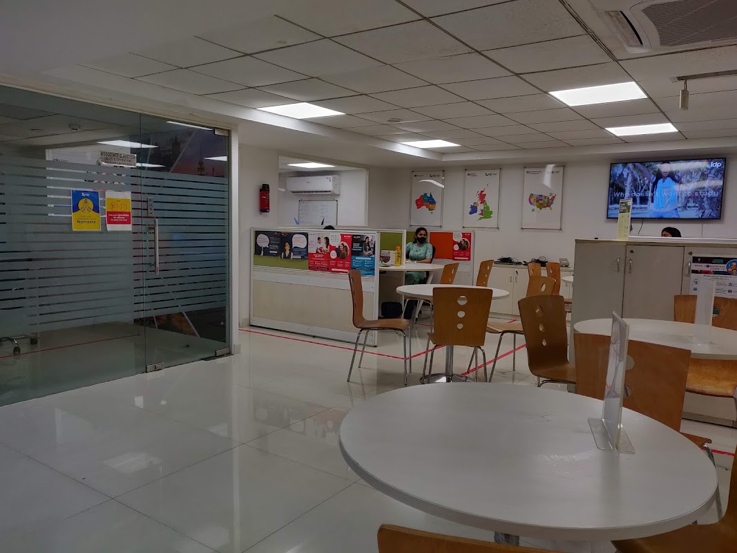 IDP Education - Study Abroad Consultants in Mumbai photo 2