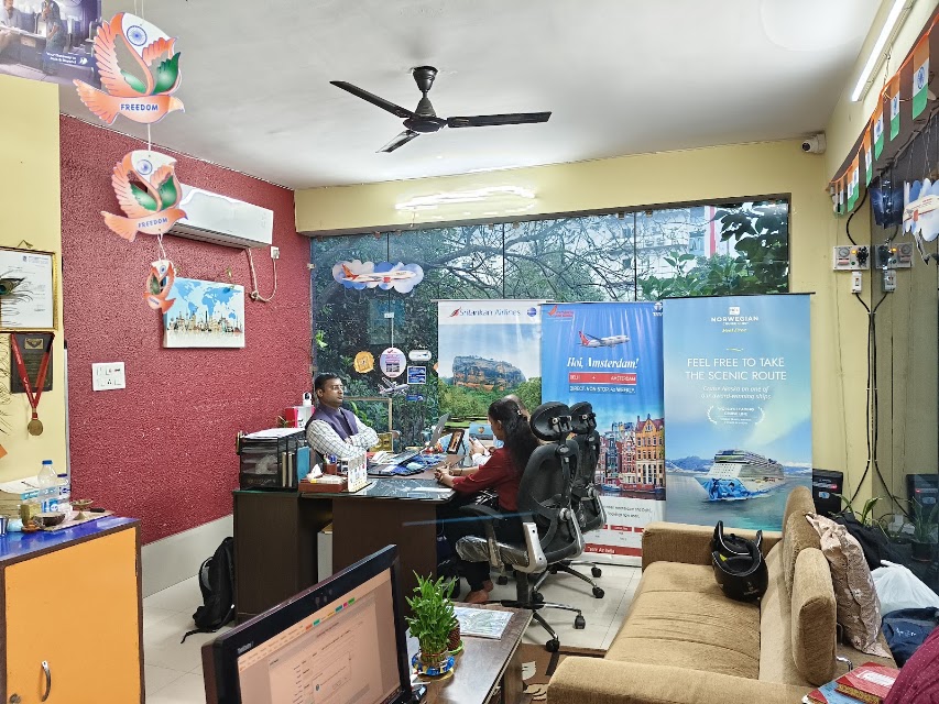 Indian Tours and Travels photo 2