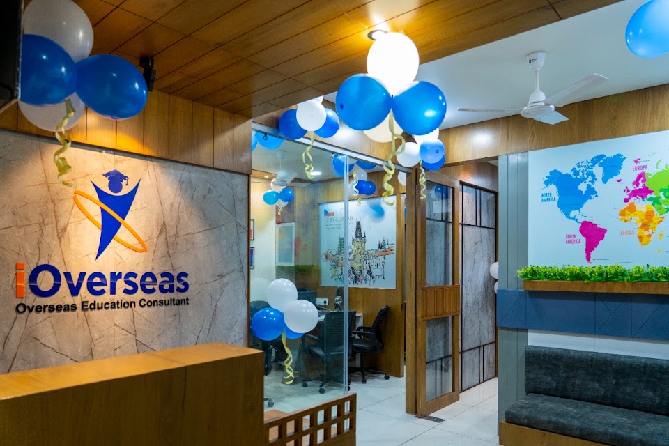 iOverseas Education Consultant Satellite photo 2