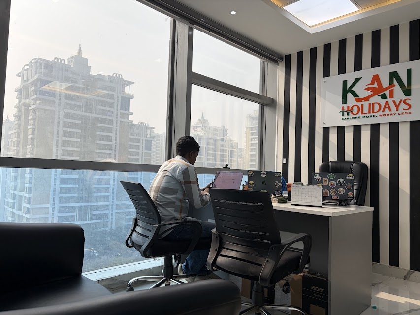 Kan Holidays office