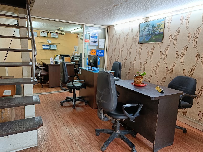 Majestic HOLIDAYS office