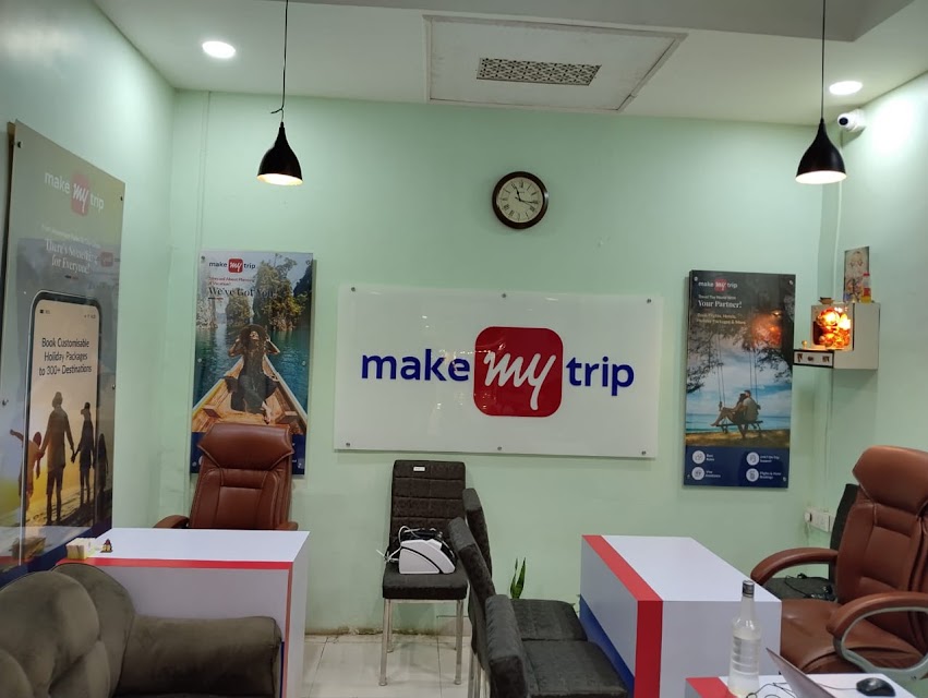 MakeMyTrip Holidays Store - Howrah office