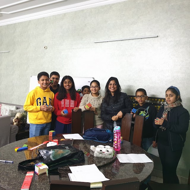 Minal Goel Career Counselor photo 3