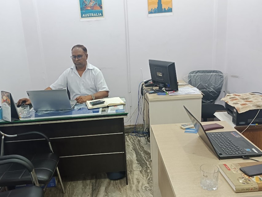 NOIDA VISA SERVICES office