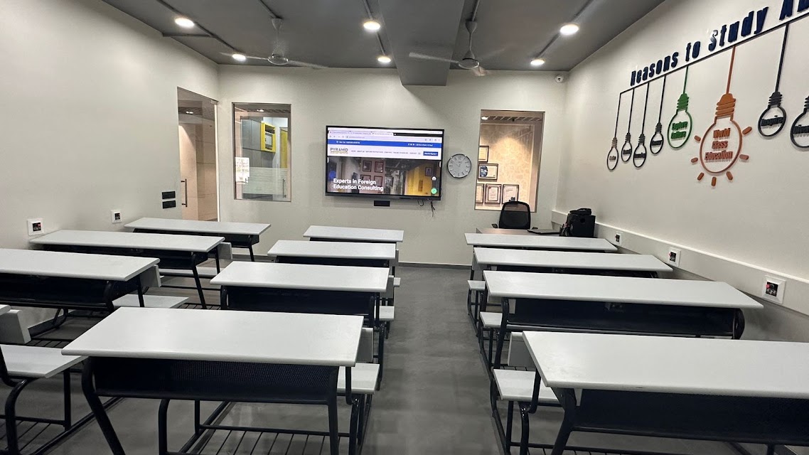 Pyramid Overseas Education Consultants photo 2