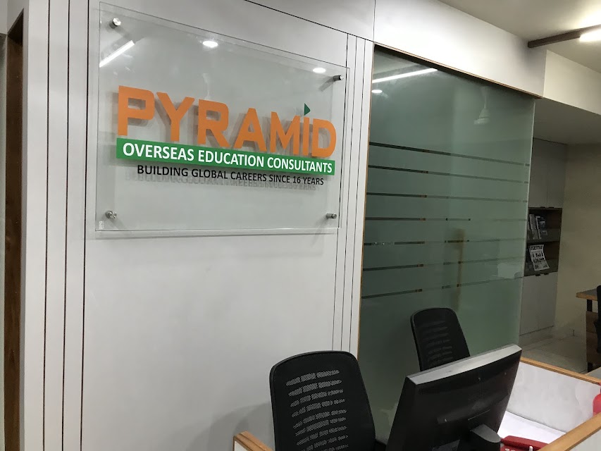 Pyramid Overseas Education Consultants : Gandhinagar photo 3