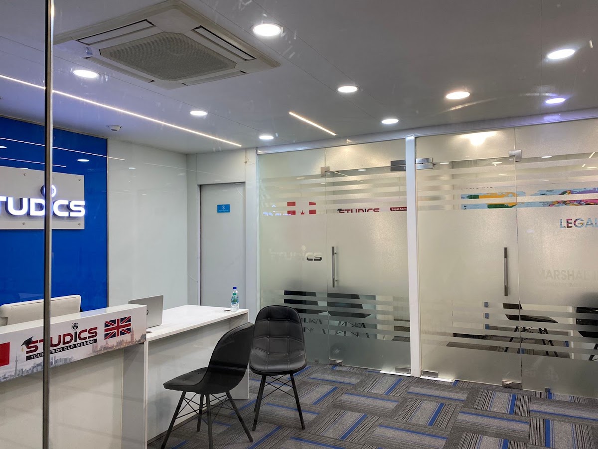 Studics Career office