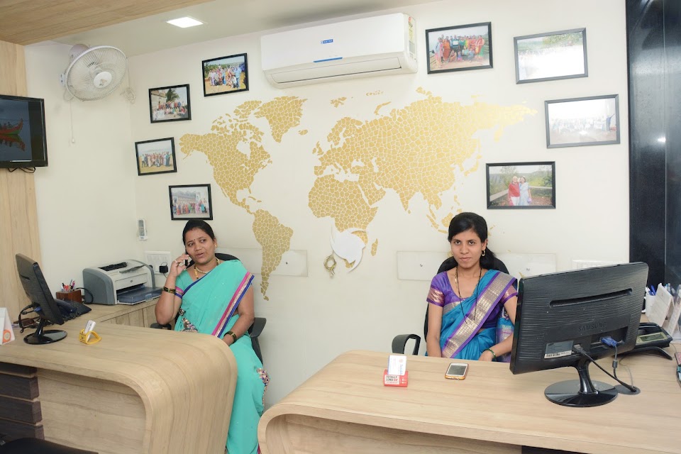SURABHI TRAVELS photo 2