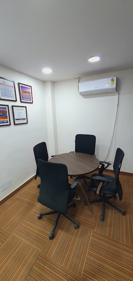 Universal Adviser Immigration Services photo 3