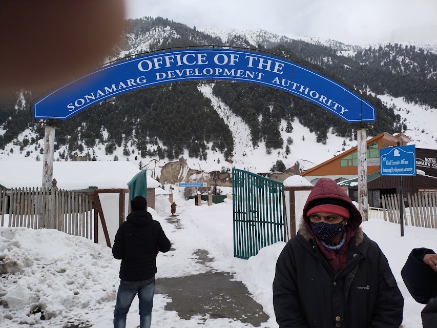 Vinay Tours & Travels ( Jayesh Patel Kadiwala ) office