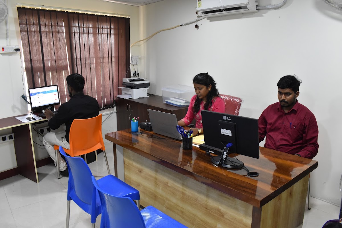 VISA GUIDES photo 3