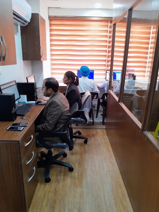Visa Law: Immigration Lawyers photo 3
